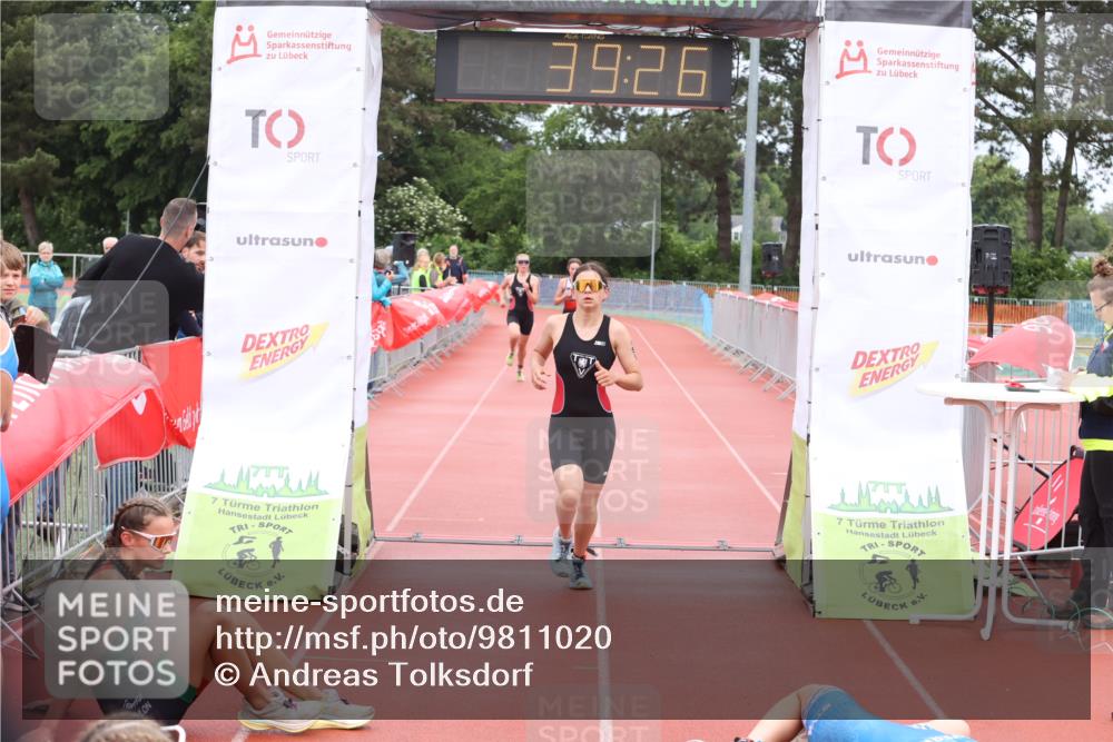 14.06.2026 - 7 Türme Triathlon Andreas Tolksdorf http://msf.ph/oto/9811020 14.06.2026 08:57:17 Schwimmen  meine-sportfotos.de