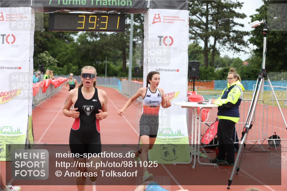 14.06.2026 - 7 Türme Triathlon Andreas Tolksdorf http://msf.ph/oto/9811025 14.06.2026 08:57:21 Schwimmen  meine-sportfotos.de