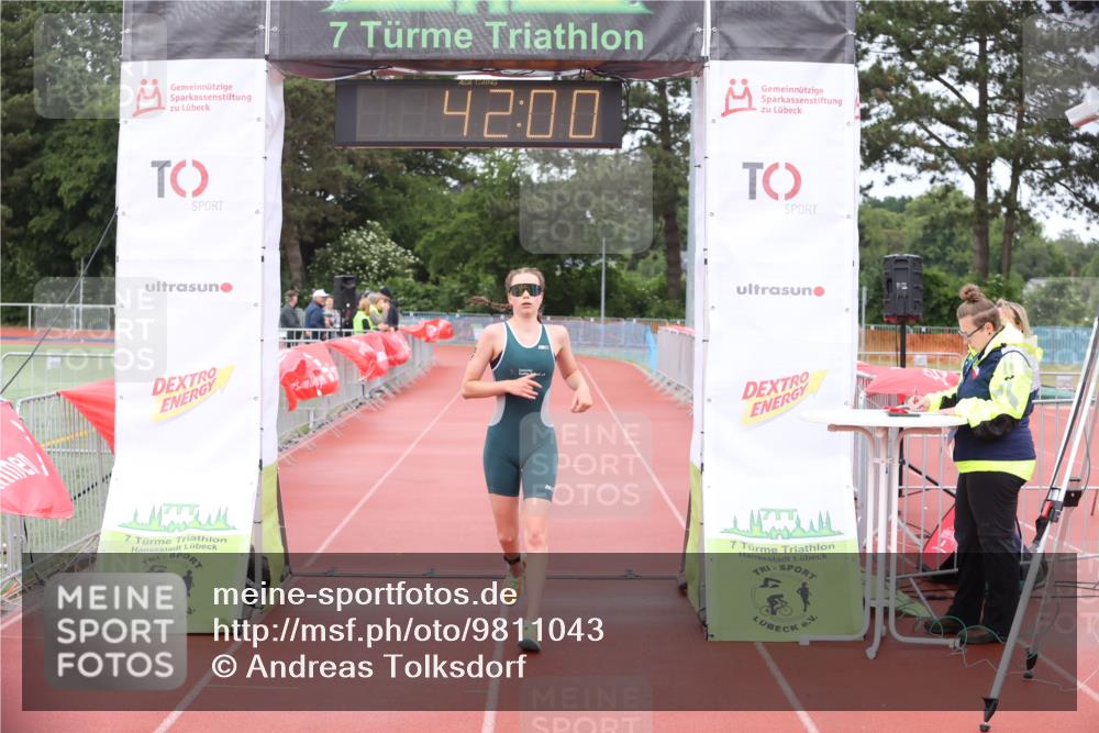 14.06.2026 - 7 Türme Triathlon Andreas Tolksdorf http://msf.ph/oto/9811043 14.06.2026 08:59:51 Schwimmen  meine-sportfotos.de