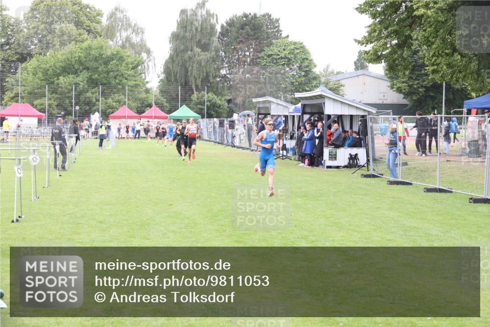14.06.2026 - 7 Türme Triathlon Andreas Tolksdorf http://msf.ph/oto/9811053 14.06.2026 09:16:04 Schwimmen  meine-sportfotos.de