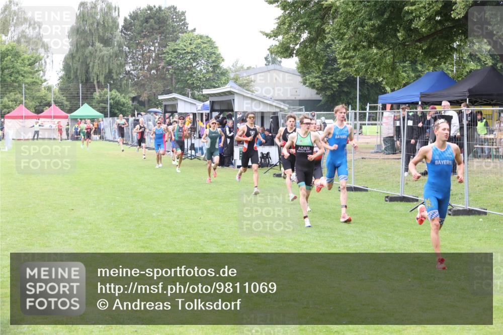 14.06.2026 - 7 Türme Triathlon Andreas Tolksdorf http://msf.ph/oto/9811069 14.06.2026 09:16:14 Schwimmen  meine-sportfotos.de