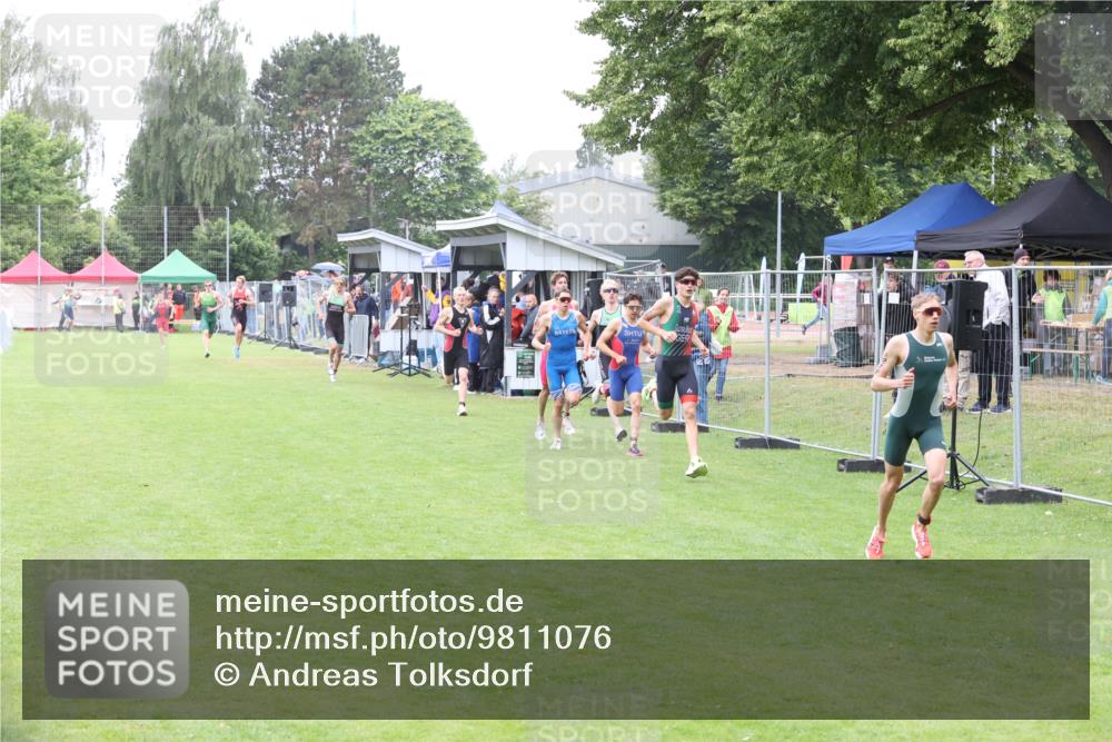 14.06.2026 - 7 Türme Triathlon Andreas Tolksdorf http://msf.ph/oto/9811076 14.06.2026 09:16:16 Schwimmen  meine-sportfotos.de