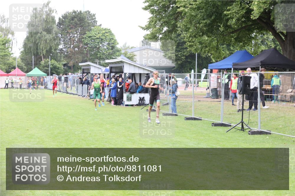 14.06.2026 - 7 Türme Triathlon Andreas Tolksdorf http://msf.ph/oto/9811081 14.06.2026 09:16:20 Schwimmen  meine-sportfotos.de