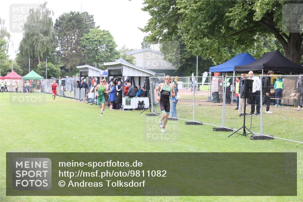 14.06.2026 - 7 Türme Triathlon Andreas Tolksdorf http://msf.ph/oto/9811082 14.06.2026 09:16:21 Schwimmen  meine-sportfotos.de
