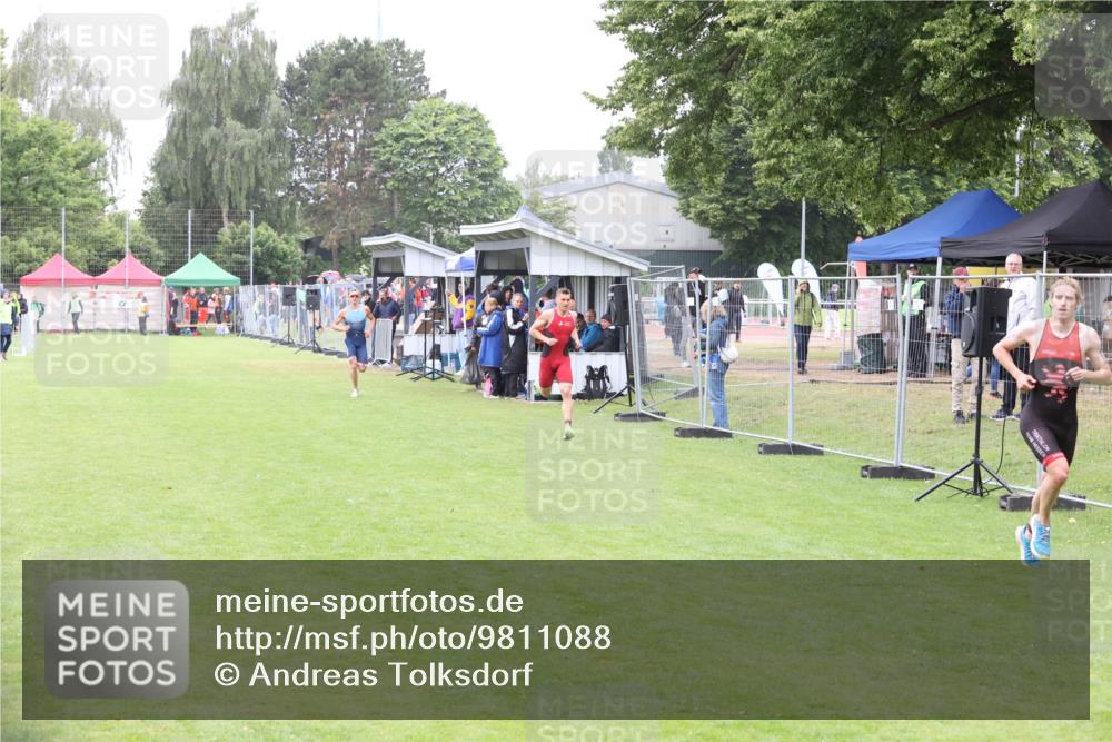 14.06.2026 - 7 Türme Triathlon Andreas Tolksdorf http://msf.ph/oto/9811088 14.06.2026 09:16:25 Schwimmen  meine-sportfotos.de