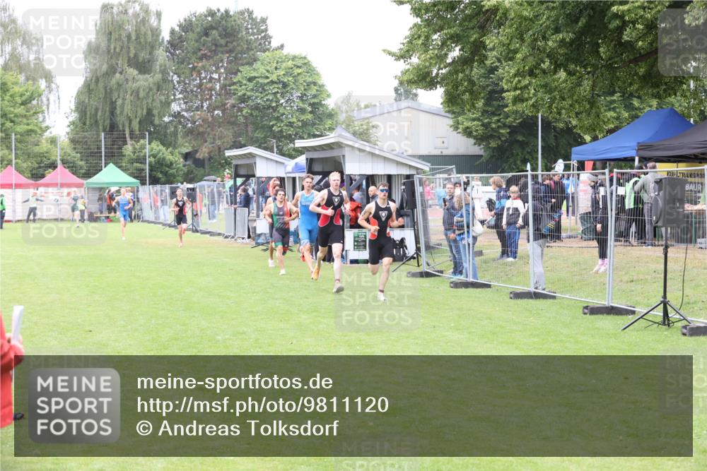14.06.2026 - 7 Türme Triathlon Andreas Tolksdorf http://msf.ph/oto/9811120 14.06.2026 09:18:00 Schwimmen  meine-sportfotos.de