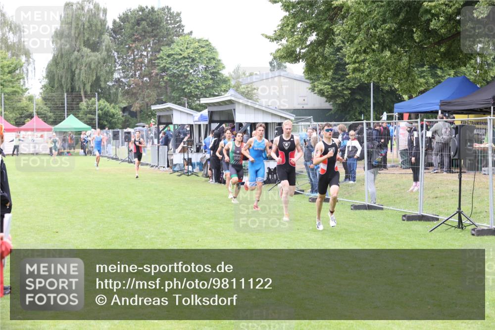 14.06.2026 - 7 Türme Triathlon Andreas Tolksdorf http://msf.ph/oto/9811122 14.06.2026 09:18:01 Schwimmen  meine-sportfotos.de