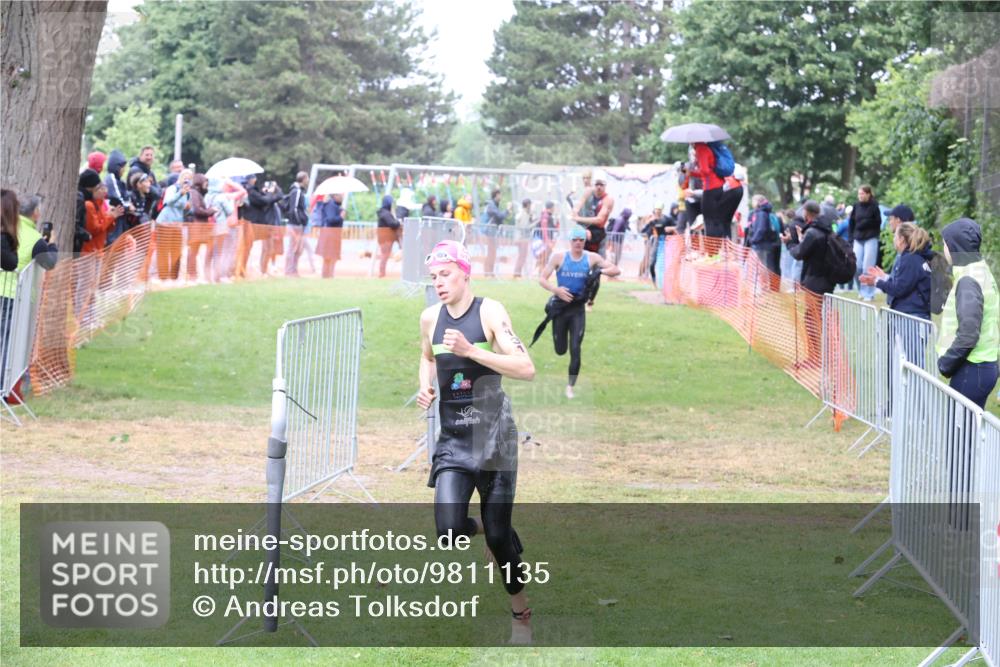 14.06.2026 - 7 Türme Triathlon Andreas Tolksdorf http://msf.ph/oto/9811135 14.06.2026 09:20:01 Schwimmen  meine-sportfotos.de