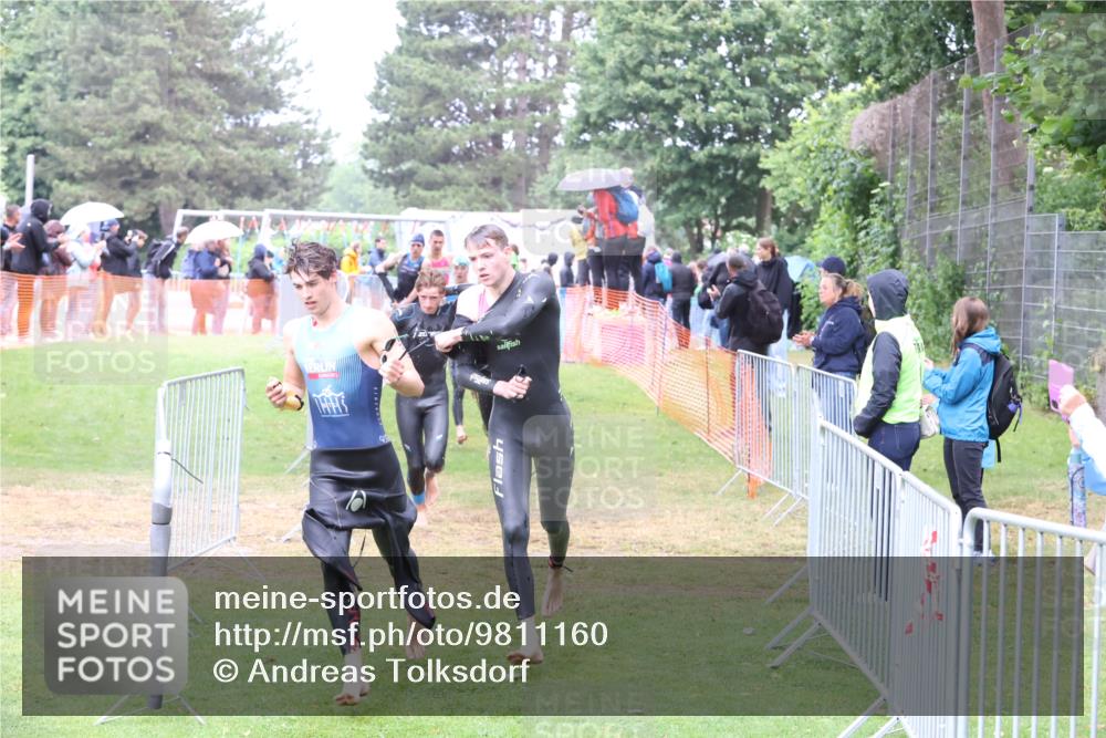 14.06.2026 - 7 Türme Triathlon Andreas Tolksdorf http://msf.ph/oto/9811160 14.06.2026 09:20:16 Schwimmen  meine-sportfotos.de