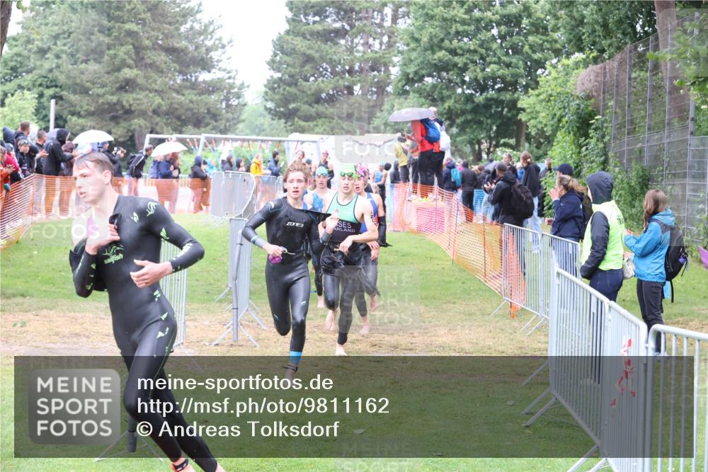 14.06.2026 - 7 Türme Triathlon Andreas Tolksdorf http://msf.ph/oto/9811162 14.06.2026 09:20:17 Schwimmen  meine-sportfotos.de