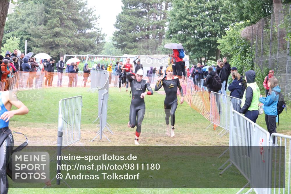 14.06.2026 - 7 Türme Triathlon Andreas Tolksdorf http://msf.ph/oto/9811180 14.06.2026 09:20:25 Schwimmen  meine-sportfotos.de