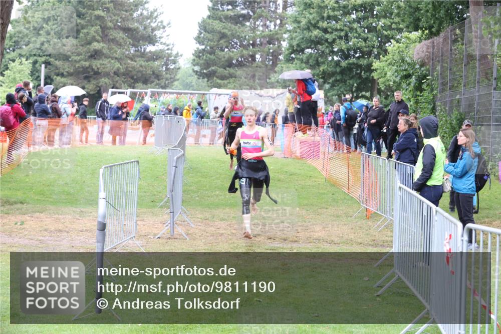 14.06.2026 - 7 Türme Triathlon Andreas Tolksdorf http://msf.ph/oto/9811190 14.06.2026 09:20:33 Schwimmen  meine-sportfotos.de
