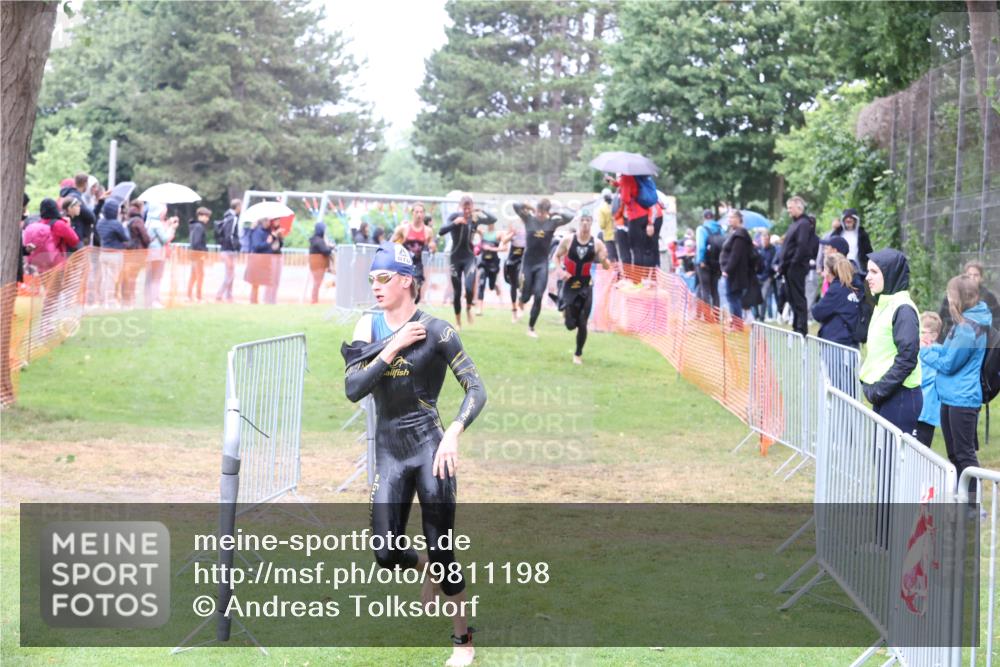 14.06.2026 - 7 Türme Triathlon Andreas Tolksdorf http://msf.ph/oto/9811198 14.06.2026 09:20:39 Schwimmen  meine-sportfotos.de