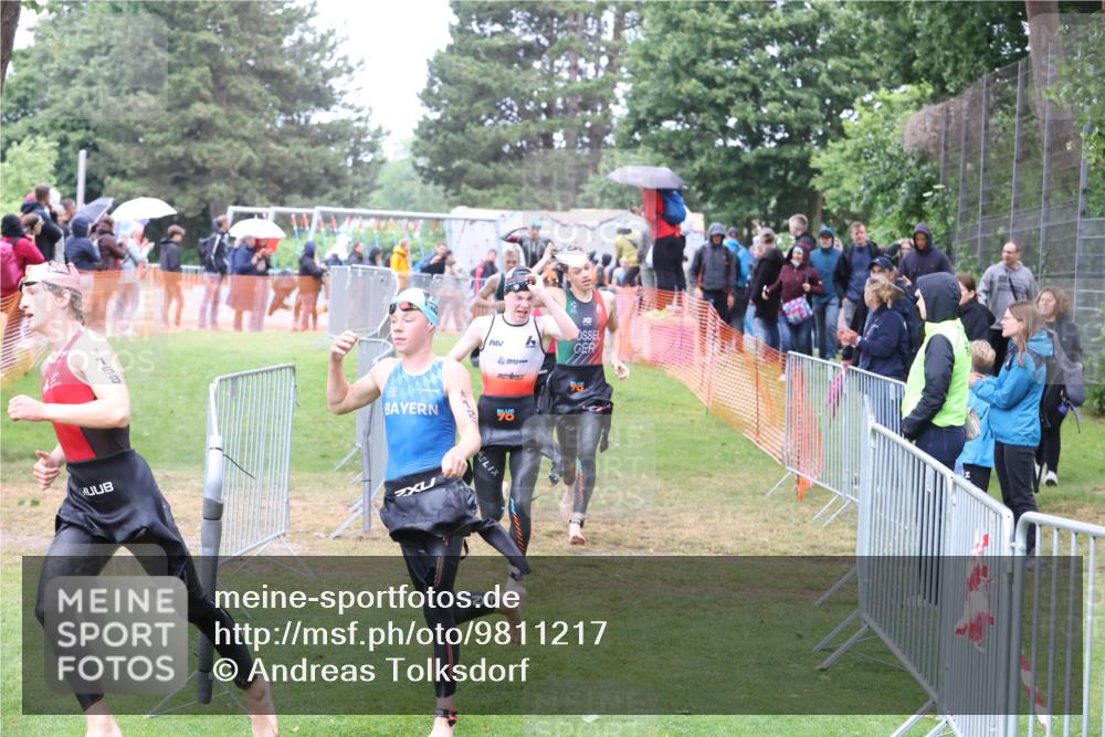 14.06.2026 - 7 Türme Triathlon Andreas Tolksdorf http://msf.ph/oto/9811217 14.06.2026 09:20:48 Schwimmen  meine-sportfotos.de
