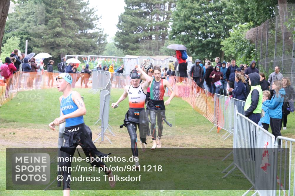 14.06.2026 - 7 Türme Triathlon Andreas Tolksdorf http://msf.ph/oto/9811218 14.06.2026 09:20:48 Schwimmen  meine-sportfotos.de