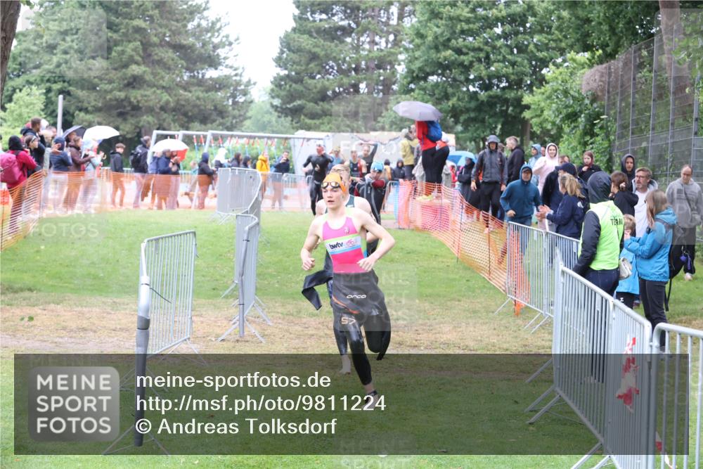 14.06.2026 - 7 Türme Triathlon Andreas Tolksdorf http://msf.ph/oto/9811224 14.06.2026 09:20:51 Schwimmen  meine-sportfotos.de