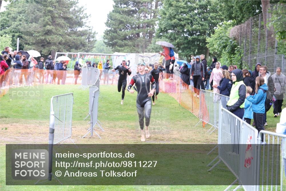 14.06.2026 - 7 Türme Triathlon Andreas Tolksdorf http://msf.ph/oto/9811227 14.06.2026 09:20:52 Schwimmen  meine-sportfotos.de