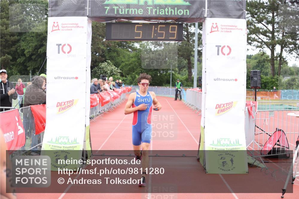 14.06.2026 - 7 Türme Triathlon Andreas Tolksdorf http://msf.ph/oto/9811280 14.06.2026 09:31:11 Schwimmen  meine-sportfotos.de