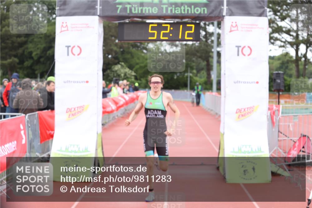 14.06.2026 - 7 Türme Triathlon Andreas Tolksdorf http://msf.ph/oto/9811283 14.06.2026 09:31:24 Schwimmen  meine-sportfotos.de
