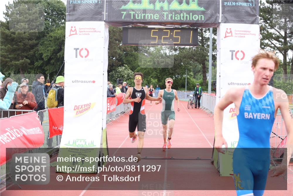 14.06.2026 - 7 Türme Triathlon Andreas Tolksdorf http://msf.ph/oto/9811297 14.06.2026 09:32:03 Schwimmen  meine-sportfotos.de