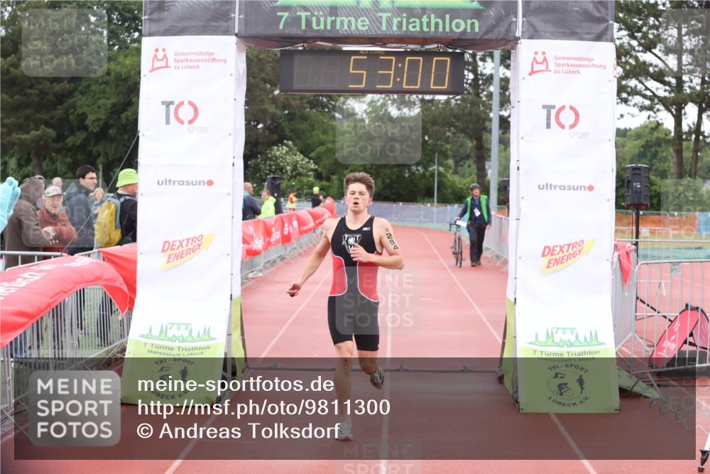 14.06.2026 - 7 Türme Triathlon Andreas Tolksdorf http://msf.ph/oto/9811300 14.06.2026 09:32:11 Schwimmen  meine-sportfotos.de