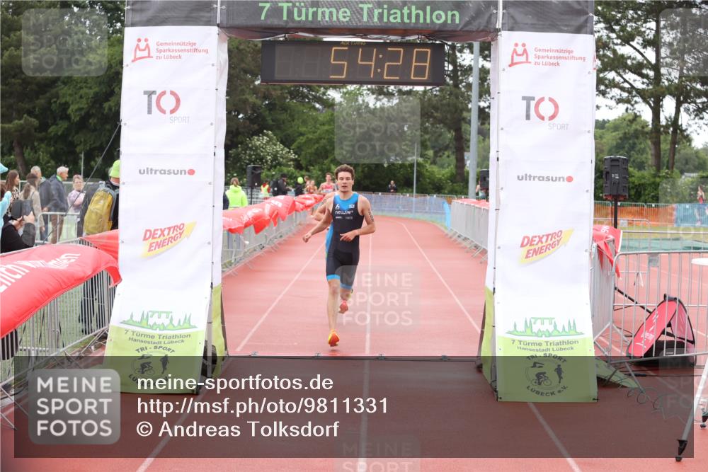 14.06.2026 - 7 Türme Triathlon Andreas Tolksdorf http://msf.ph/oto/9811331 14.06.2026 09:33:39 Schwimmen  meine-sportfotos.de