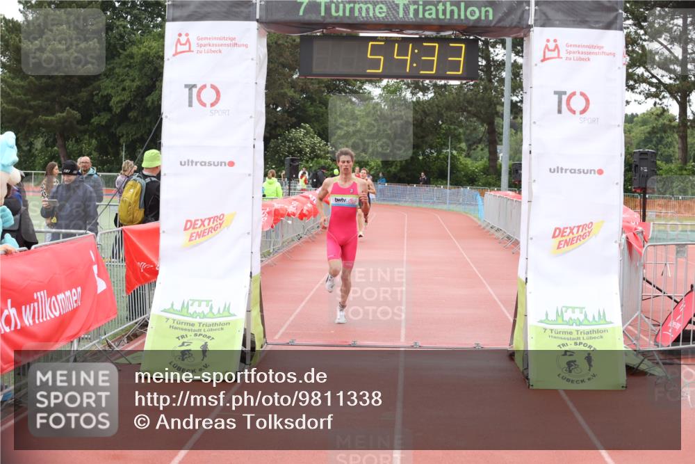14.06.2026 - 7 Türme Triathlon Andreas Tolksdorf http://msf.ph/oto/9811338 14.06.2026 09:33:44 Schwimmen  meine-sportfotos.de