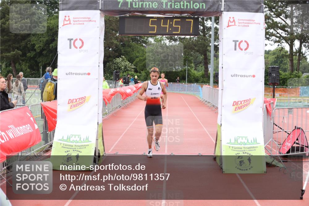 14.06.2026 - 7 Türme Triathlon Andreas Tolksdorf http://msf.ph/oto/9811357 14.06.2026 09:34:09 Schwimmen  meine-sportfotos.de