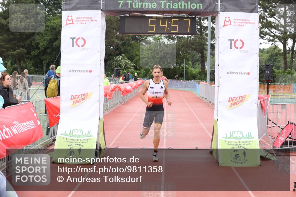 14.06.2026 - 7 Türme Triathlon Andreas Tolksdorf http://msf.ph/oto/9811358 14.06.2026 09:34:09 Schwimmen  meine-sportfotos.de