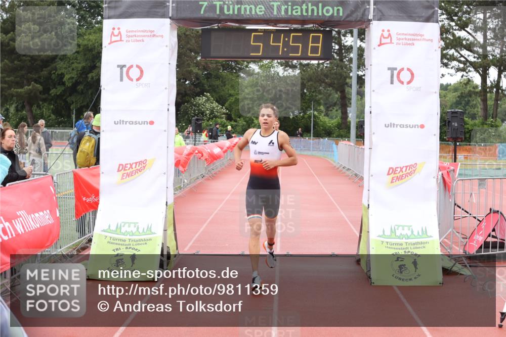 14.06.2026 - 7 Türme Triathlon Andreas Tolksdorf http://msf.ph/oto/9811359 14.06.2026 09:34:09 Schwimmen  meine-sportfotos.de