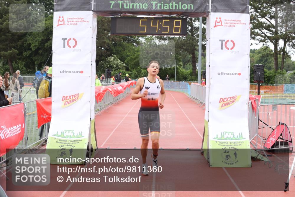 14.06.2026 - 7 Türme Triathlon Andreas Tolksdorf http://msf.ph/oto/9811360 14.06.2026 09:34:10 Schwimmen  meine-sportfotos.de