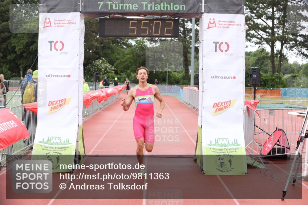 14.06.2026 - 7 Türme Triathlon Andreas Tolksdorf http://msf.ph/oto/9811363 14.06.2026 09:34:13 Schwimmen  meine-sportfotos.de