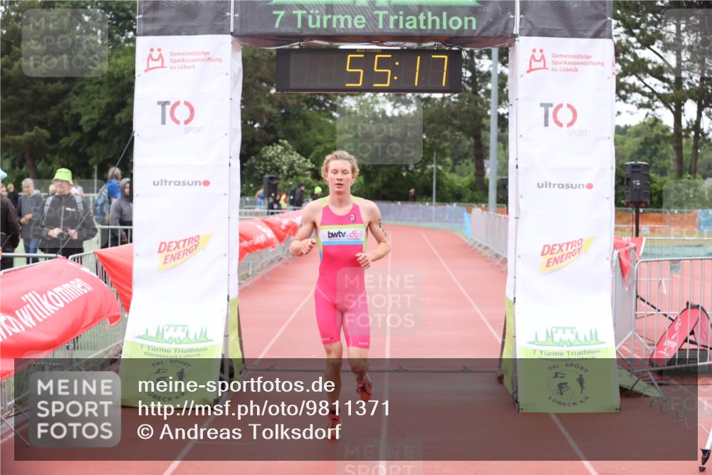 14.06.2026 - 7 Türme Triathlon Andreas Tolksdorf http://msf.ph/oto/9811371 14.06.2026 09:34:28 Schwimmen  meine-sportfotos.de