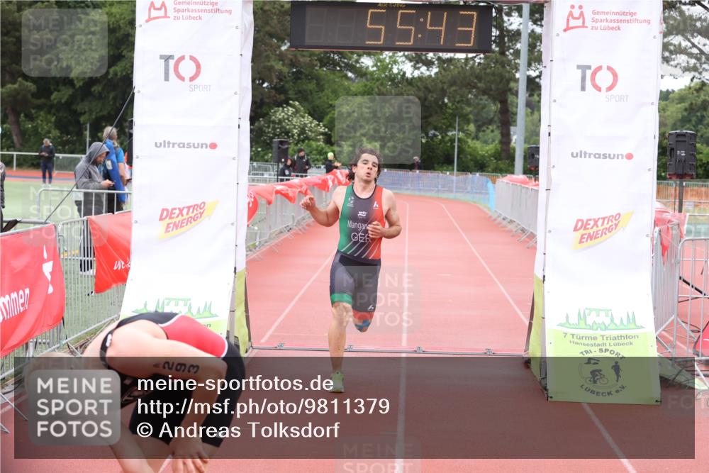 14.06.2026 - 7 Türme Triathlon Andreas Tolksdorf http://msf.ph/oto/9811379 14.06.2026 09:34:55 Schwimmen  meine-sportfotos.de