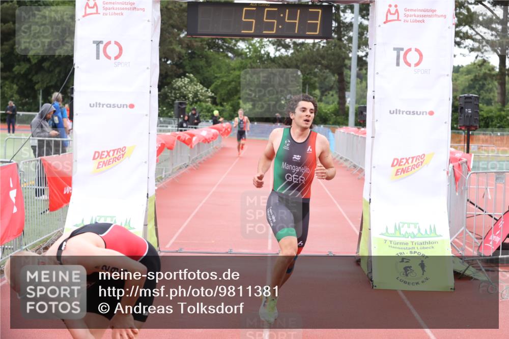 14.06.2026 - 7 Türme Triathlon Andreas Tolksdorf http://msf.ph/oto/9811381 14.06.2026 09:34:55 Schwimmen  meine-sportfotos.de