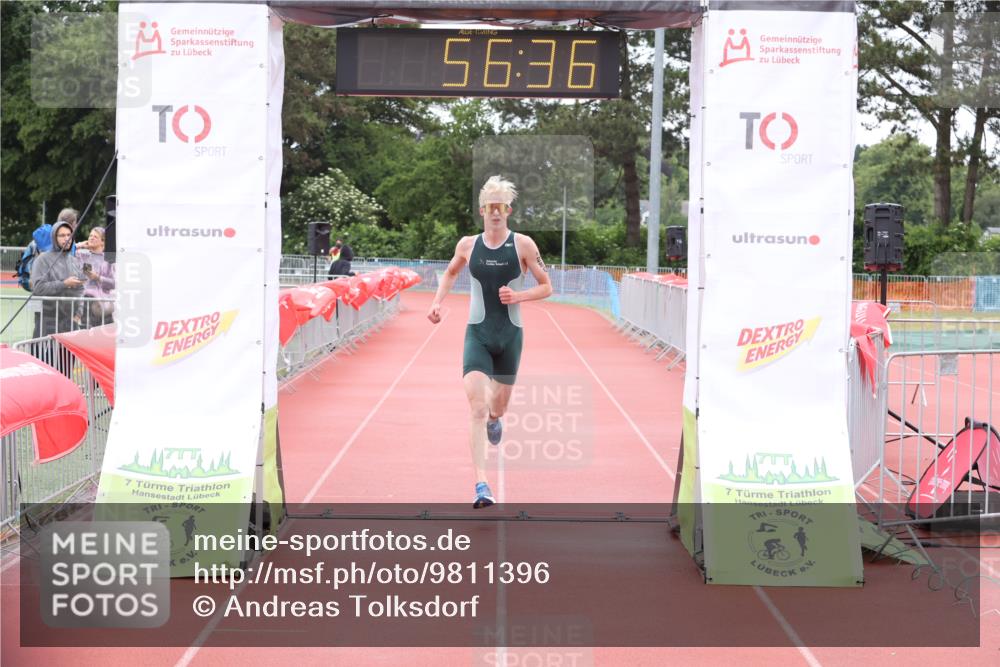 14.06.2026 - 7 Türme Triathlon Andreas Tolksdorf http://msf.ph/oto/9811396 14.06.2026 09:35:47 Schwimmen  meine-sportfotos.de
