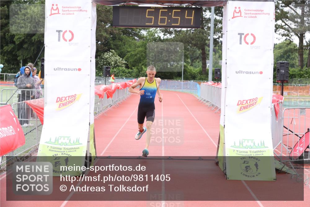 14.06.2026 - 7 Türme Triathlon Andreas Tolksdorf http://msf.ph/oto/9811405 14.06.2026 09:36:05 Schwimmen  meine-sportfotos.de