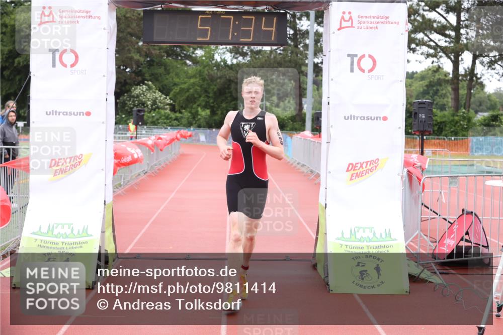 14.06.2026 - 7 Türme Triathlon Andreas Tolksdorf http://msf.ph/oto/9811414 14.06.2026 09:36:45 Schwimmen  meine-sportfotos.de