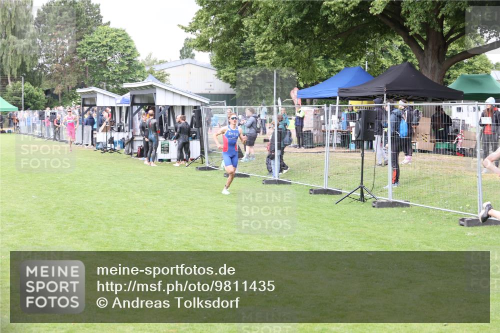 14.06.2026 - 7 Türme Triathlon Andreas Tolksdorf http://msf.ph/oto/9811435 14.06.2026 09:47:44 Schwimmen  meine-sportfotos.de
