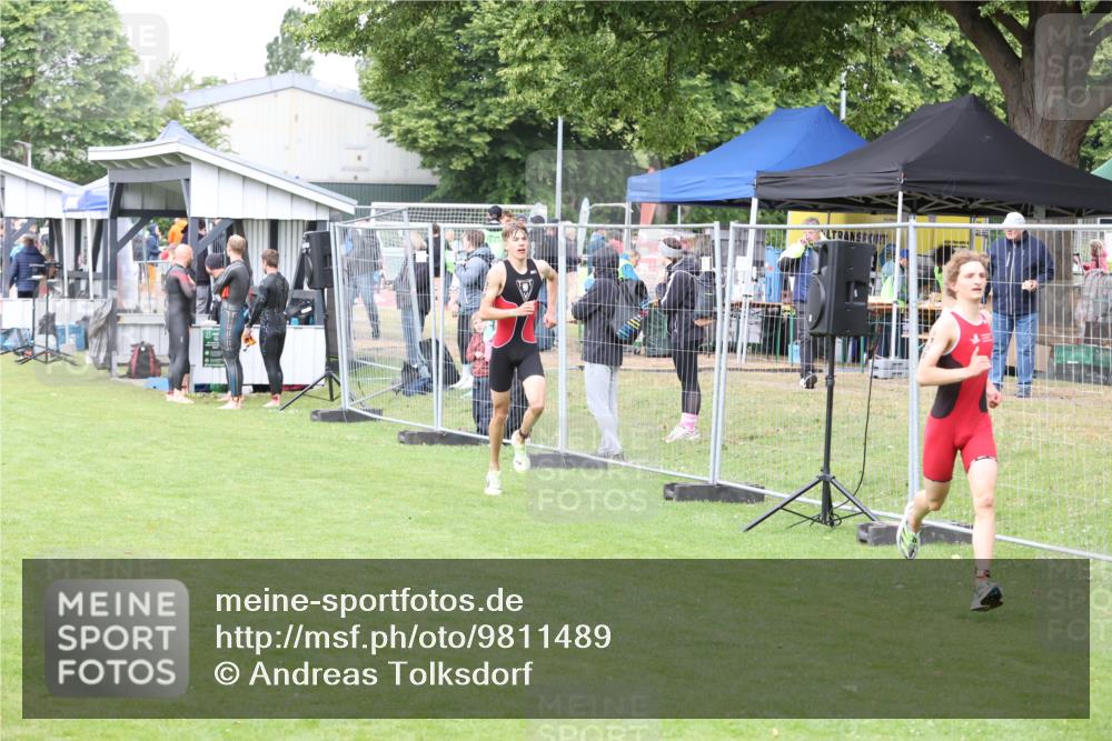 14.06.2026 - 7 Türme Triathlon Andreas Tolksdorf http://msf.ph/oto/9811489 14.06.2026 09:48:23 Schwimmen  meine-sportfotos.de