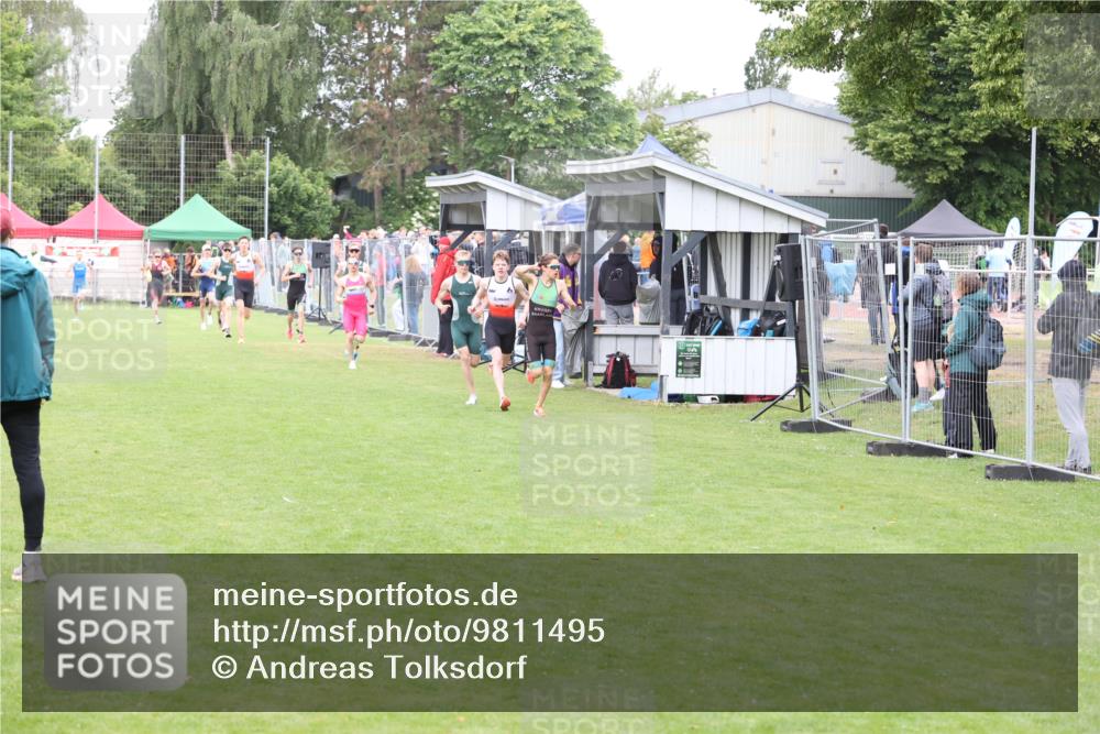 14.06.2026 - 7 Türme Triathlon Andreas Tolksdorf http://msf.ph/oto/9811495 14.06.2026 09:49:22 Schwimmen  meine-sportfotos.de