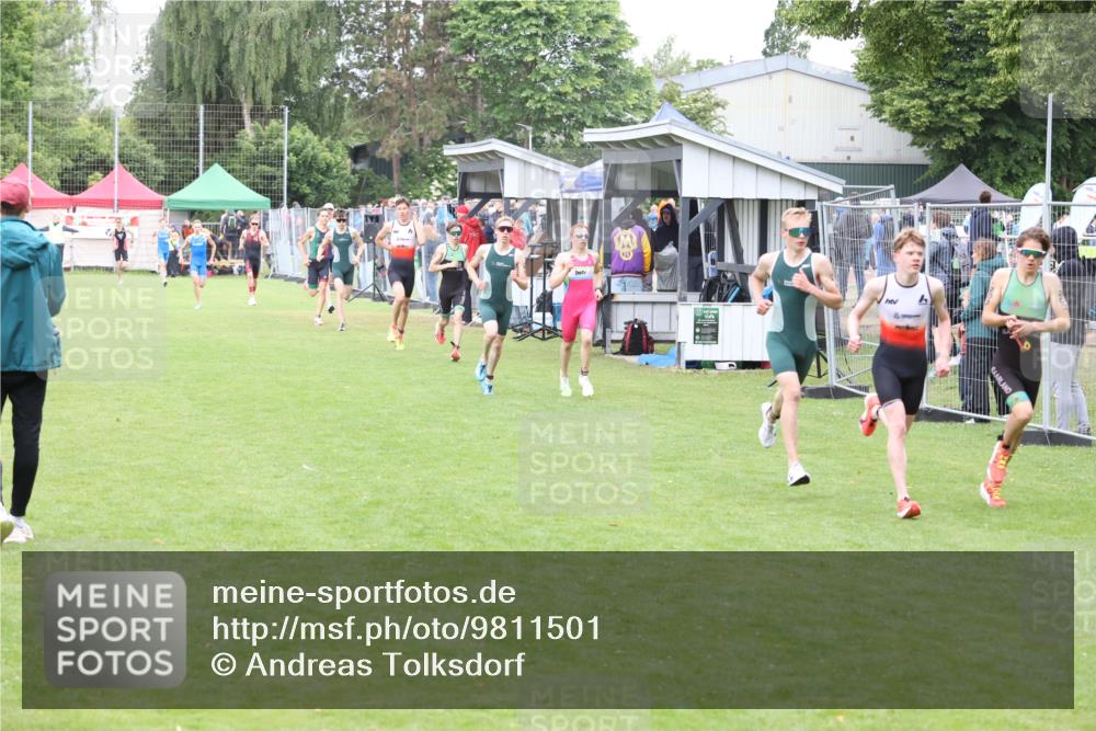14.06.2026 - 7 Türme Triathlon Andreas Tolksdorf http://msf.ph/oto/9811501 14.06.2026 09:49:26 Schwimmen  meine-sportfotos.de