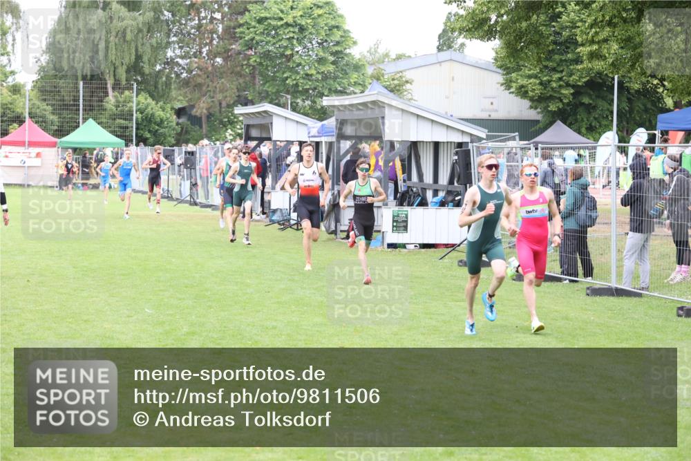 14.06.2026 - 7 Türme Triathlon Andreas Tolksdorf http://msf.ph/oto/9811506 14.06.2026 09:49:28 Schwimmen  meine-sportfotos.de