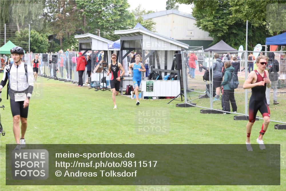 14.06.2026 - 7 Türme Triathlon Andreas Tolksdorf http://msf.ph/oto/9811517 14.06.2026 09:49:37 Schwimmen  meine-sportfotos.de
