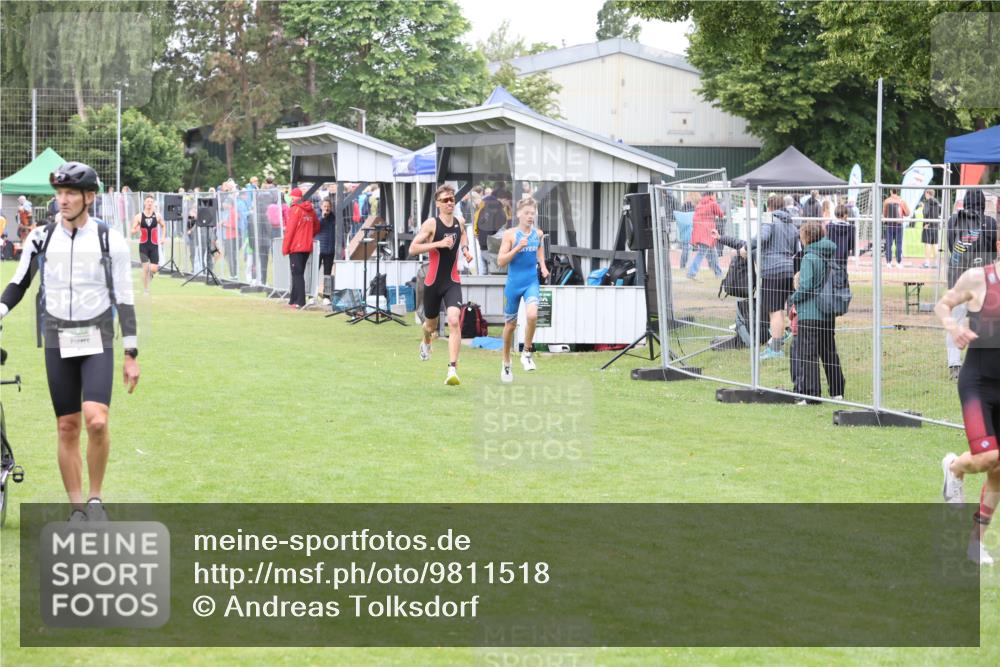 14.06.2026 - 7 Türme Triathlon Andreas Tolksdorf http://msf.ph/oto/9811518 14.06.2026 09:49:37 Schwimmen  meine-sportfotos.de