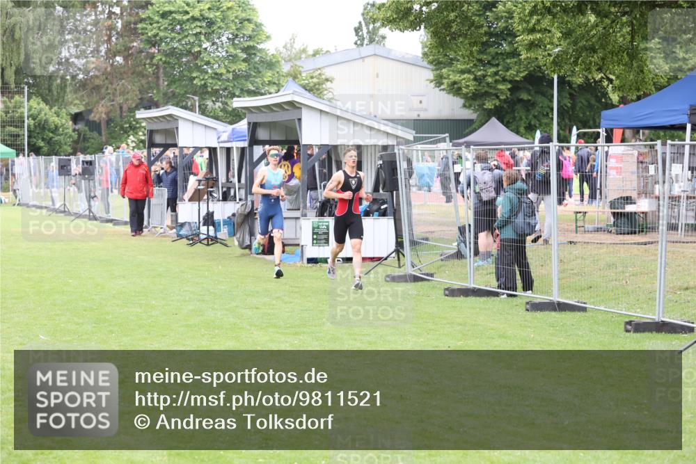 14.06.2026 - 7 Türme Triathlon Andreas Tolksdorf http://msf.ph/oto/9811521 14.06.2026 09:49:45 Schwimmen  meine-sportfotos.de