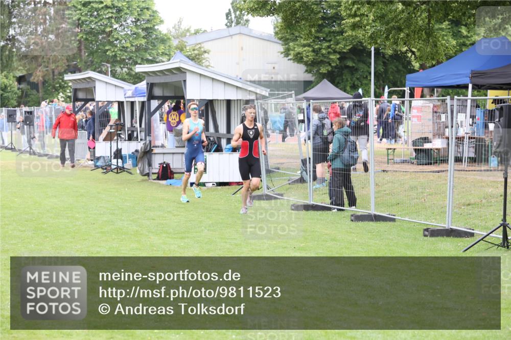 14.06.2026 - 7 Türme Triathlon Andreas Tolksdorf http://msf.ph/oto/9811523 14.06.2026 09:49:45 Schwimmen  meine-sportfotos.de