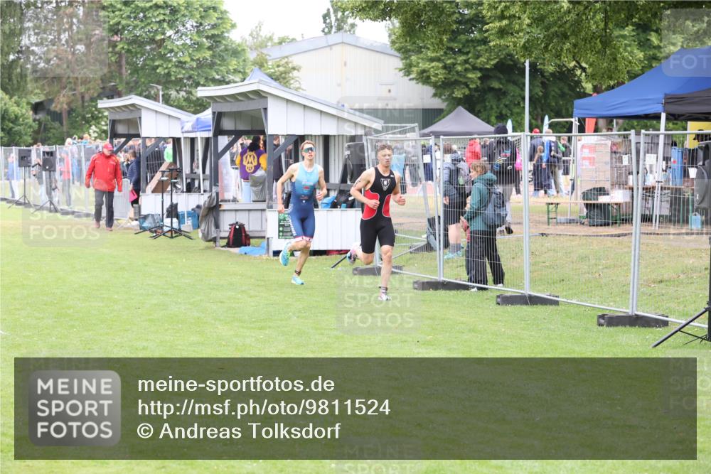 14.06.2026 - 7 Türme Triathlon Andreas Tolksdorf http://msf.ph/oto/9811524 14.06.2026 09:49:45 Schwimmen  meine-sportfotos.de
