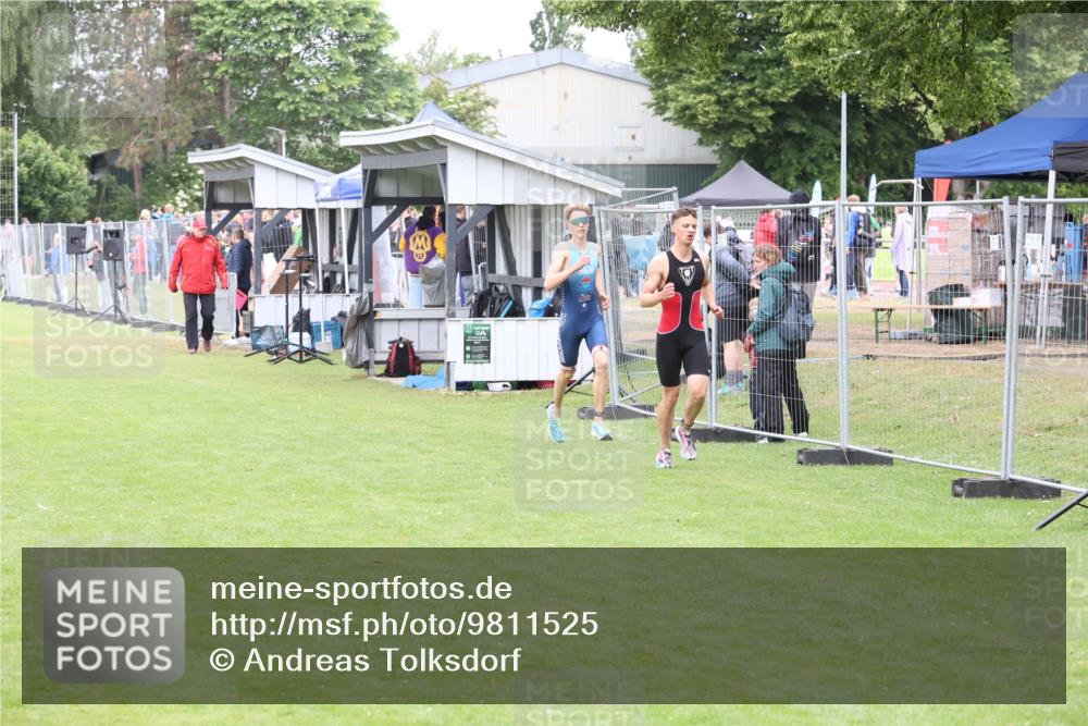 14.06.2026 - 7 Türme Triathlon Andreas Tolksdorf http://msf.ph/oto/9811525 14.06.2026 09:49:46 Schwimmen  meine-sportfotos.de