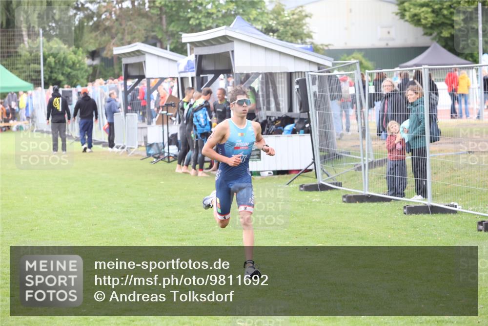 14.06.2026 - 7 Türme Triathlon Andreas Tolksdorf http://msf.ph/oto/9811692 14.06.2026 09:53:44 Schwimmen  meine-sportfotos.de